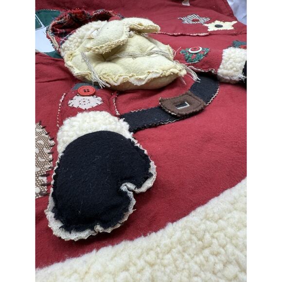 Vintage Santa Claus Christmas Tree Skirt 39" Red Patchwork Button Accents Velcr - Picture 9 of 11
